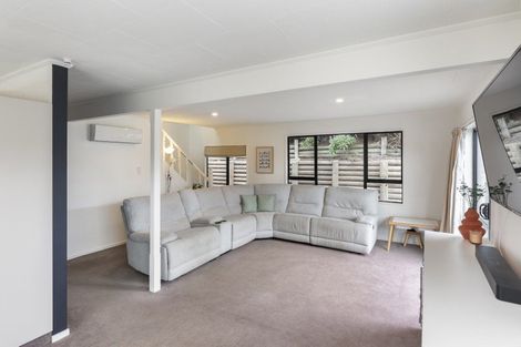 Photo of property in 64 Effingham Street, North New Brighton, Christchurch, 8083