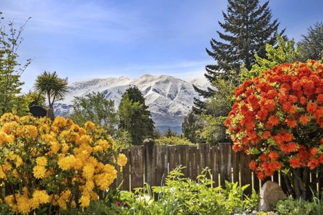 Photo of property in 27 Hunter Crescent, Wanaka, 9305