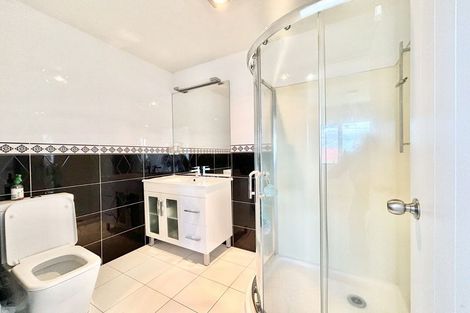 Photo of property in 51 James Laurie Street, Henderson, Auckland, 0612