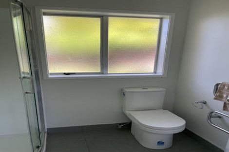 Photo of property in 1/4 Pemberton Avenue, Bayview, Auckland, 0629