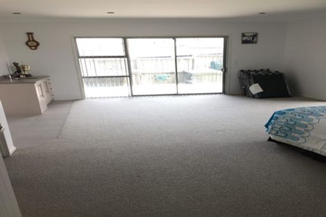 Photo of property in 106b Karewa Parade, Papamoa Beach, Papamoa, 3118