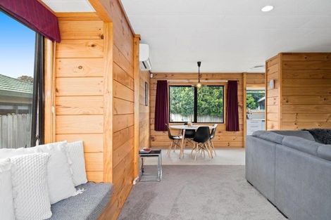 Photo of property in 42a Alma Crescent, Papakura, 2110
