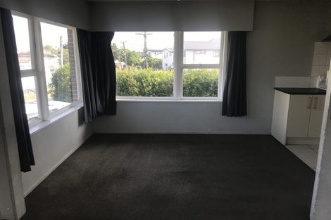 Photo of property in 5 Plumley Crescent, Mangere, Auckland, 2022