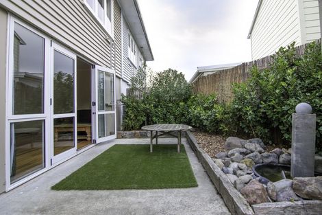 Photo of property in 11 Renfrew Place, Highbury, Palmerston North, 4412
