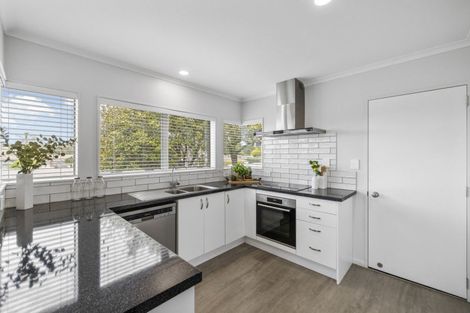 Photo of property in 26 Brackenburn Drive, Ohauiti, Tauranga, 3112