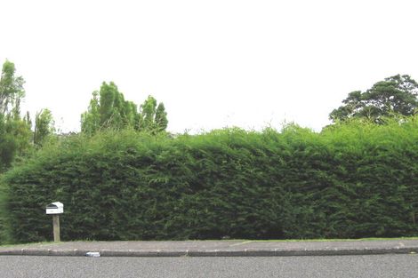 Photo of property in 1/15 Seaview Road, Glenfield, Auckland, 0629