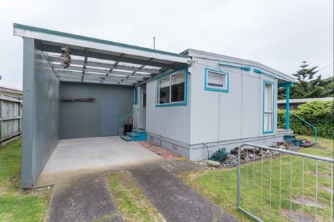 Photo of property in 149 Kahukura Avenue, Waitarere Beach, Levin, 5510