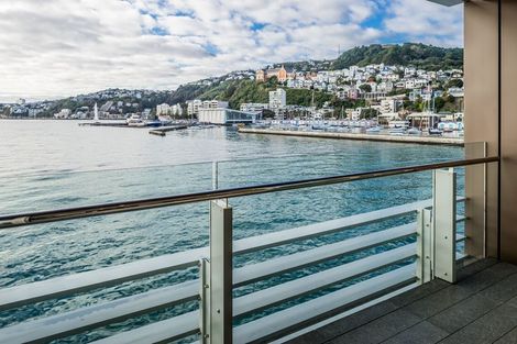 Photo of property in Clyde Quay Wharf, 1a/7 Clyde Quay Wharf, Te Aro, Wellington, 6011