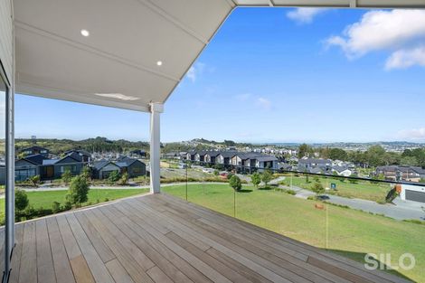 Photo of property in 35 Kikorangi Drive, Wainui, Silverdale, 0992