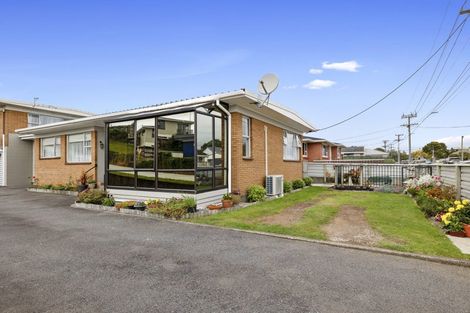 Photo of property in 1/5 Waimea Street, Westown, New Plymouth, 4310
