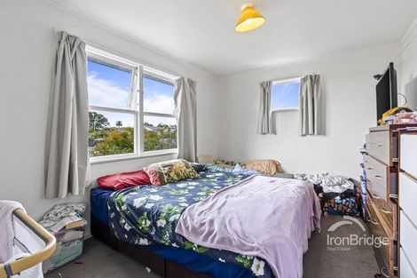 Photo of property in 17 Keegan Drive, Massey, Auckland, 0614