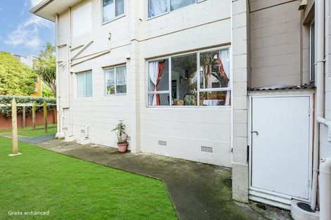 Photo of property in 2/84 Rintoul Street, Newtown, Wellington, 6021