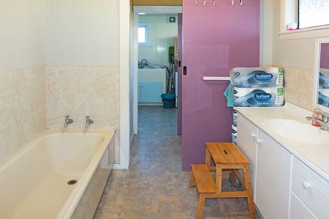 Photo of property in 48 Coley Street, Foxton, 4814