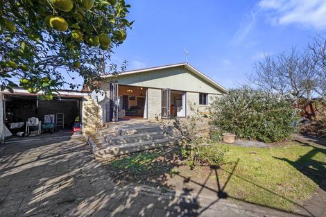 Photo of property in 11 Atkinson Street, Waitara, 4320