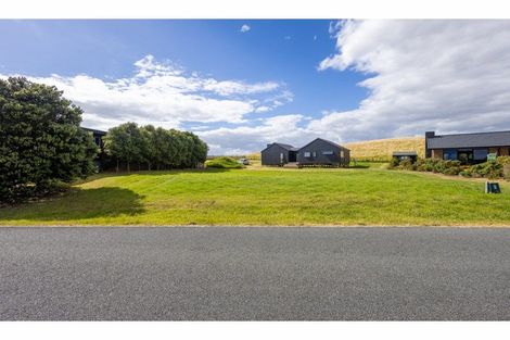 Photo of property in 24 Sunset Drive, Baylys Beach, 0377
