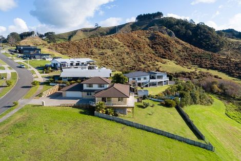 Photo of property in 14 Tohora View, Waihi Beach, 3611