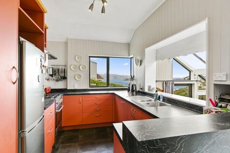 Photo of property in 122 Cashmere Avenue, Khandallah, Wellington, 6035