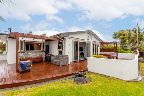 Photo of property in 117 Seaview Road, Paraparaumu Beach, Paraparaumu, 5032