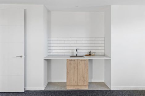 Photo of property in 5/3 Tremaine Avenue, Two Mile Bay, Taupo, 3330