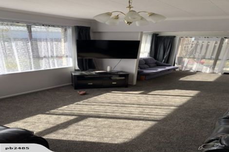 Photo of property in 31 Branch Road, Highlands Park, New Plymouth, 4312
