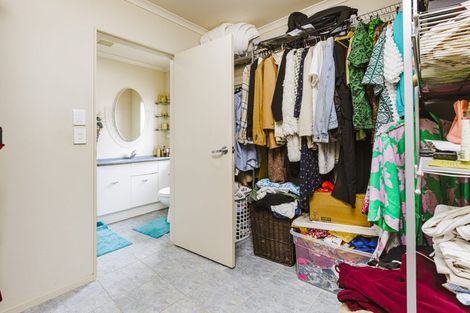 Photo of property in 32 Avis Avenue, Papatoetoe, Auckland, 2025