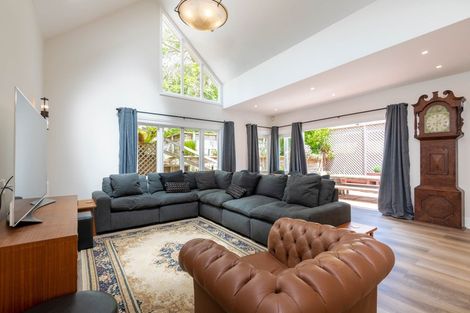 Photo of property in 210 Oriental Parade, Oriental Bay, Wellington, 6011