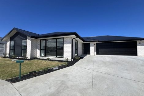 Photo of property in 19 Batchelor Place, Kaiapoi, 7630