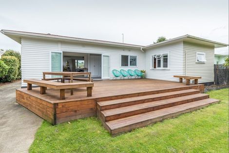 Photo of property in 9 Hannan Street, Levin, 5510