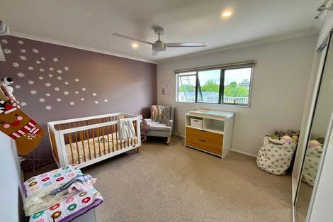 Photo of property in 12a Grainger Road, Te Atatu South, Auckland, 0610