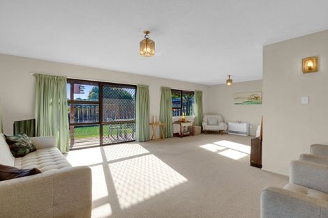 Photo of property in 75 Gibson Road, Dinsdale, Hamilton, 3204