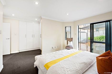 Photo of property in 17 Ohau Court, Fairview Heights, Auckland, 0632