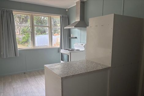 Photo of property in 15 Miller Road, Mangere Bridge, Auckland, 2022