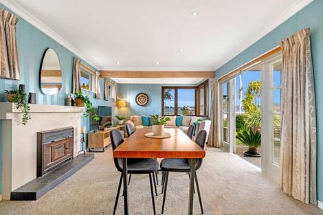 Photo of property in 32 Woodford Avenue, Brookfield, Tauranga, 3110