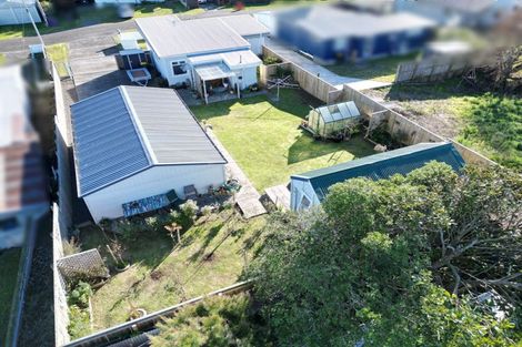 Photo of property in 5 Huia Street, Foxton Beach, Foxton, 4815