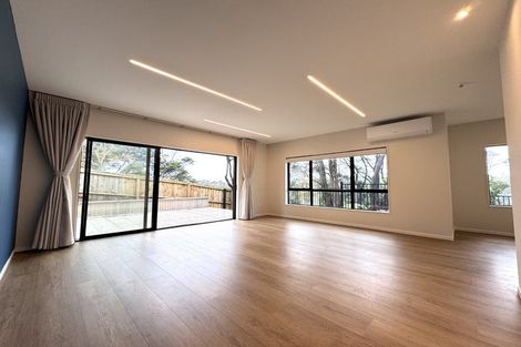 Photo of property in 29c West Harbour Drive, West Harbour, Auckland, 0618