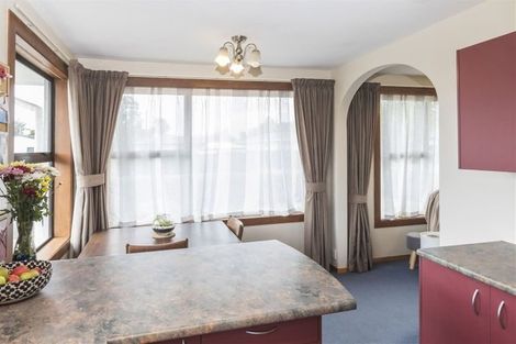 Photo of property in 18 Camelia Place, Islington, Christchurch, 8042