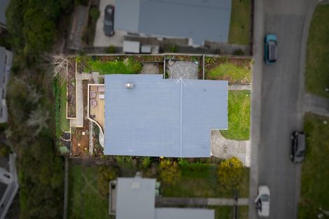 Photo of property in 17 Silverbirch Grove, Churton Park, Wellington, 6037