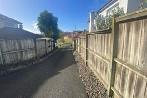 Photo of property in 15 Malin Place, Pinehill, Auckland, 0632