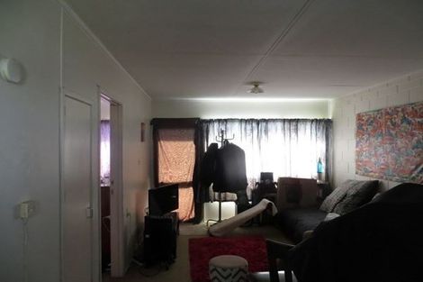 Photo of property in 18 Kent Street, Waiuku, 2123