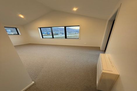 Photo of property in 31 Packer Road, Wanaka, 9382