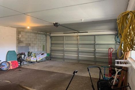 Photo of property in 4 Bright Way, Lower Vogeltown, New Plymouth, 4310