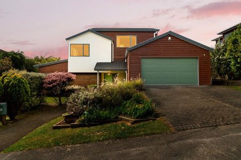 Photo of property in 60 Abilene Crescent, Churton Park, Wellington, 6037