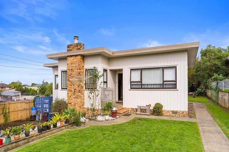 Photo of property in 3 Churchill Avenue, Manurewa, Auckland, 2102