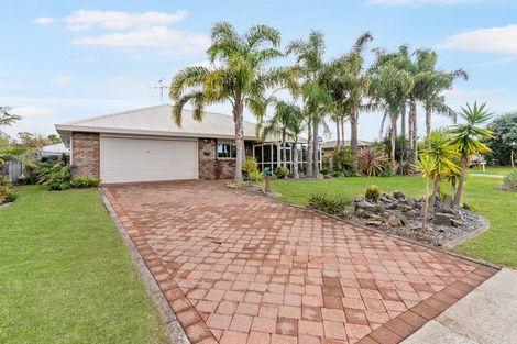 Photo of property in 12 Romana Crescent, Papamoa Beach, Papamoa, 3118