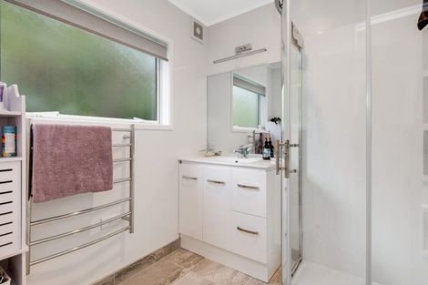 Photo of property in 812 Inland Road, Helensville, 0875