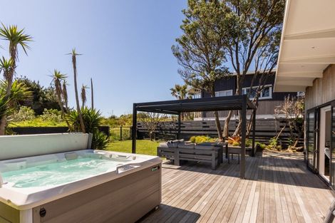 Photo of property in 195a Manly Street, Paraparaumu Beach, Paraparaumu, 5032