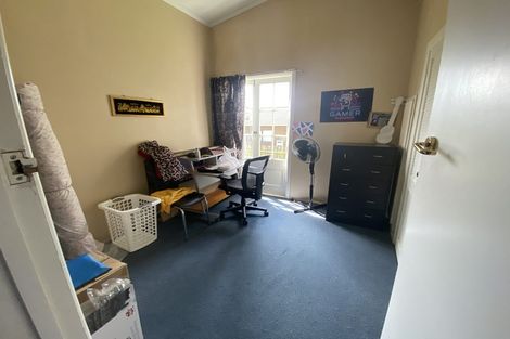 Photo of property in 87 Konini Road, Titirangi, Auckland, 0604