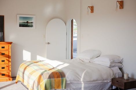 Photo of property in 4 Norton Place, Spotswood, New Plymouth, 4310