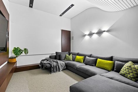 Photo of property in 192 Marine Parade, Mount Maunganui, 3116