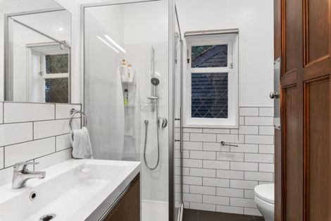 Photo of property in 38a/1 Norwood Road, Bayswater, Auckland, 0622